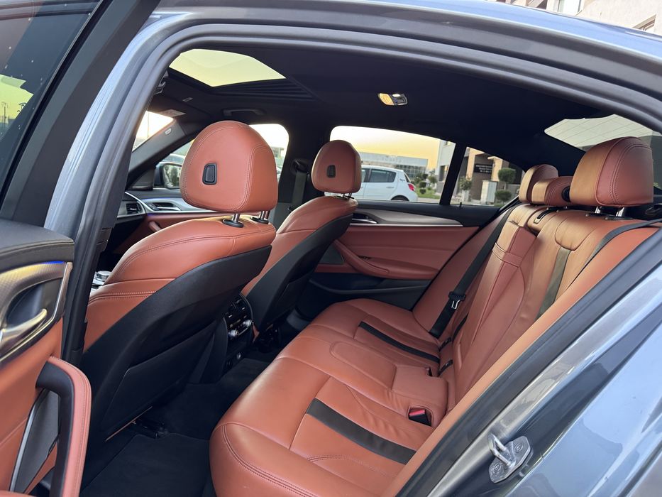 BMW 530 X-DRIVE 2018 Pachet M/FULL LED/Trapa/Soft close usi/Interior individual/PRET 24999