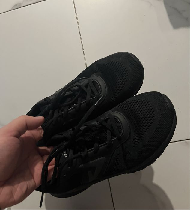 Кроссовки Demix 42 размер