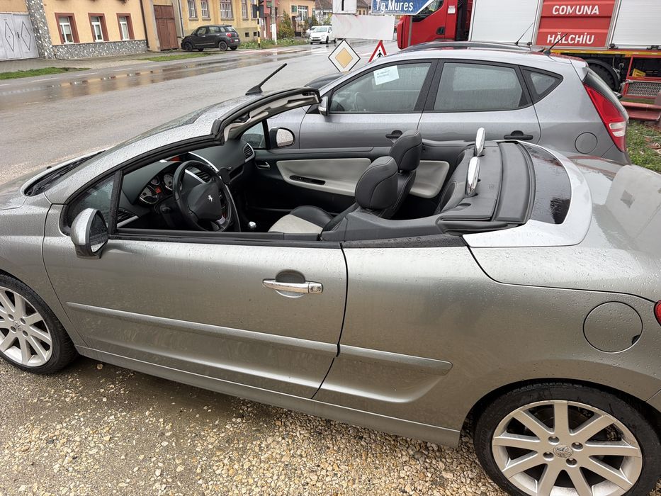 Peugeot 207cc  benzina