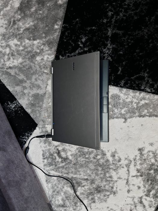 Dell Latitude i5 gen1