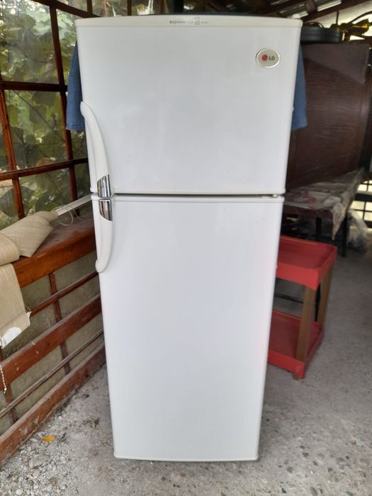 Frigider LG expresscool
