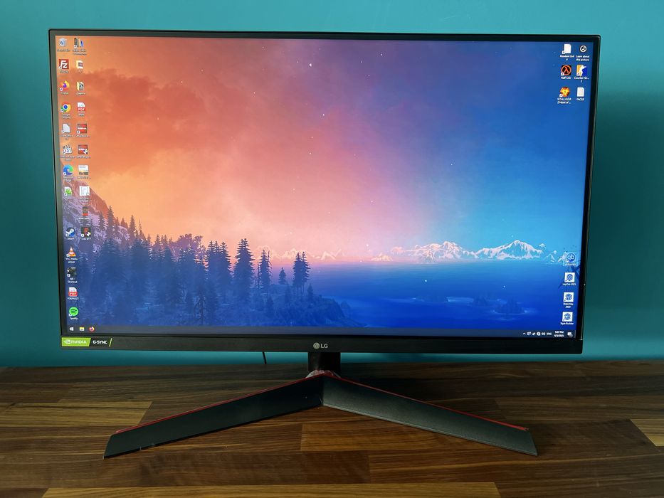 LG 27" QHD 144Hz 1ms монитор – геймърски, IPS, G-Sync, HDR