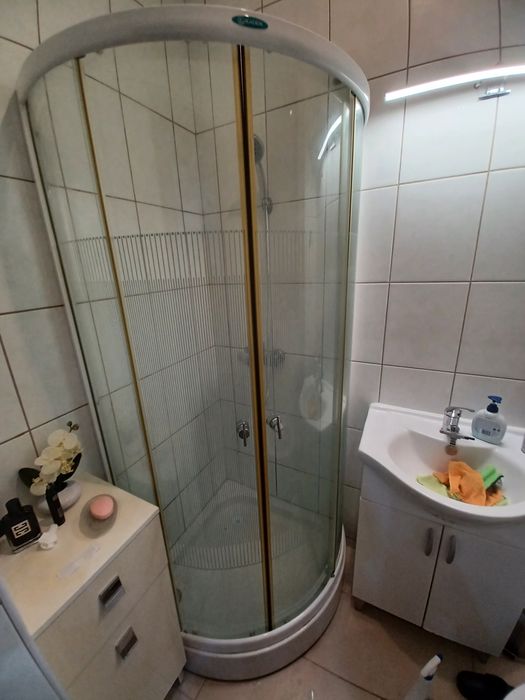 Cabina dus Kadda!