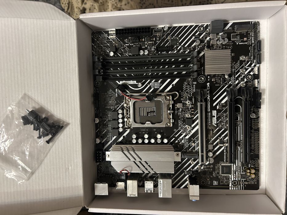 Asus prime B660 DDR4