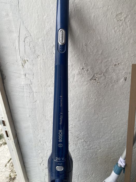 Aspirator vertical Bosch seria 2 20V