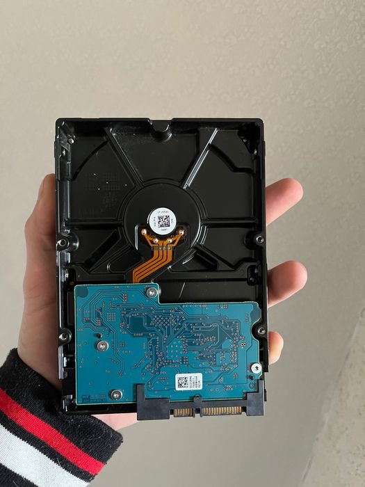 Жесткий диск Toshiba/WD