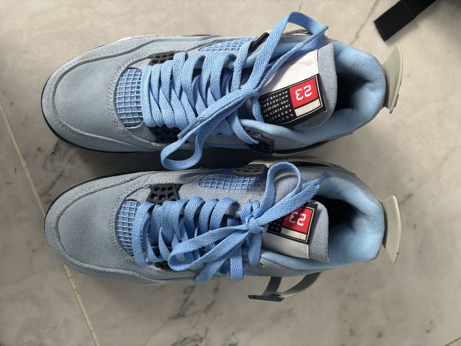 Jordan 4 University Blue – mărimea 42 Nou