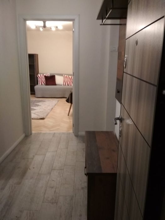 Proprietar inchiriez apartament 3 camere, Torontalului