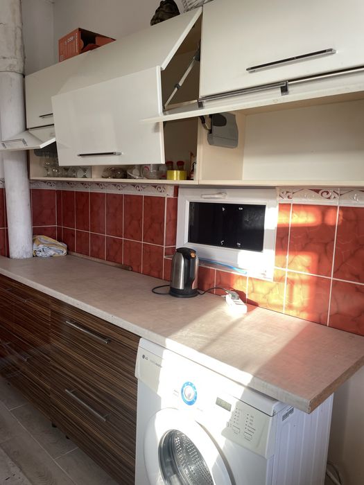 Кухонный гарнитур продам