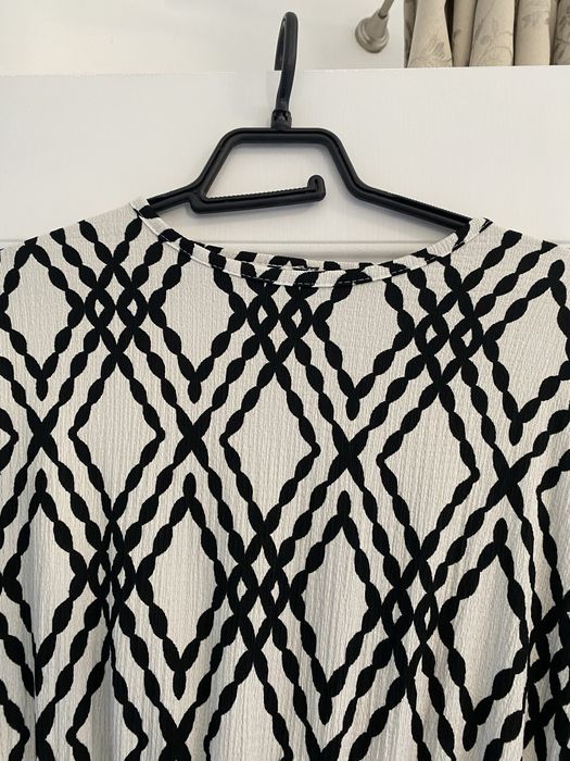 Rochita lunga cu maneca !