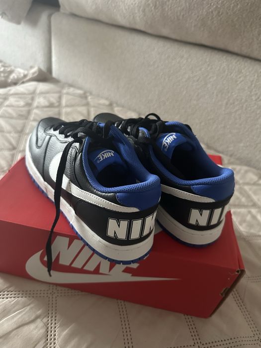 Продам новые Nike