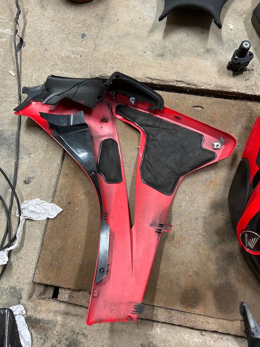 Cbr1000rr 2008 sc59 на части