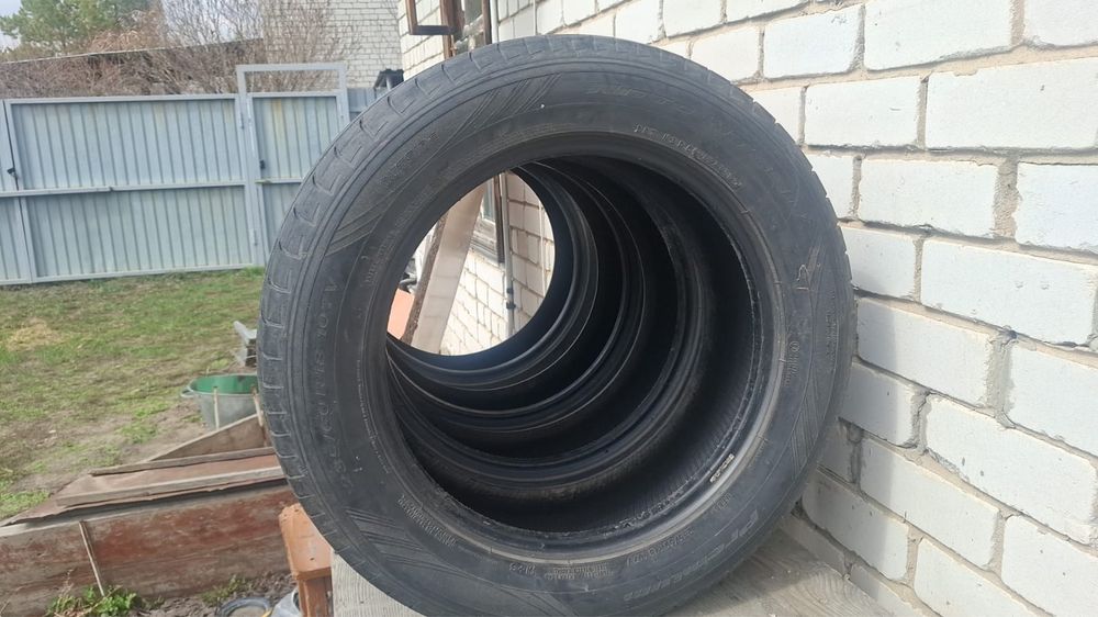 Продам летнюю резину