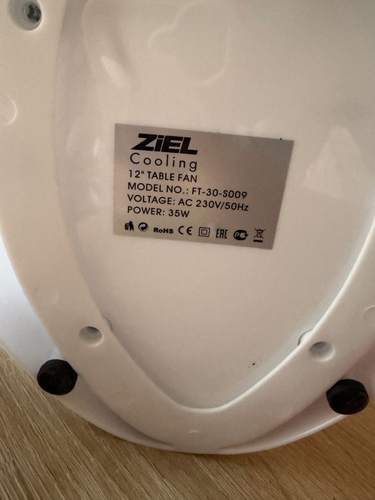 Настолен вентилатор ZIEL Cooling, модел FT-30-S009