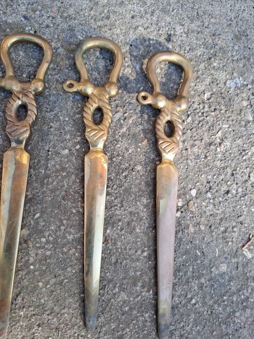 cutit scrisori bronz 22 cm