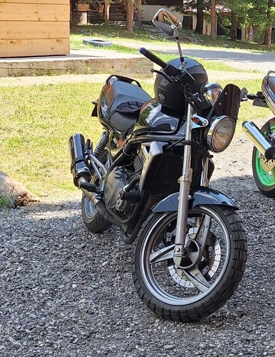 Vând Kawasaki Er5