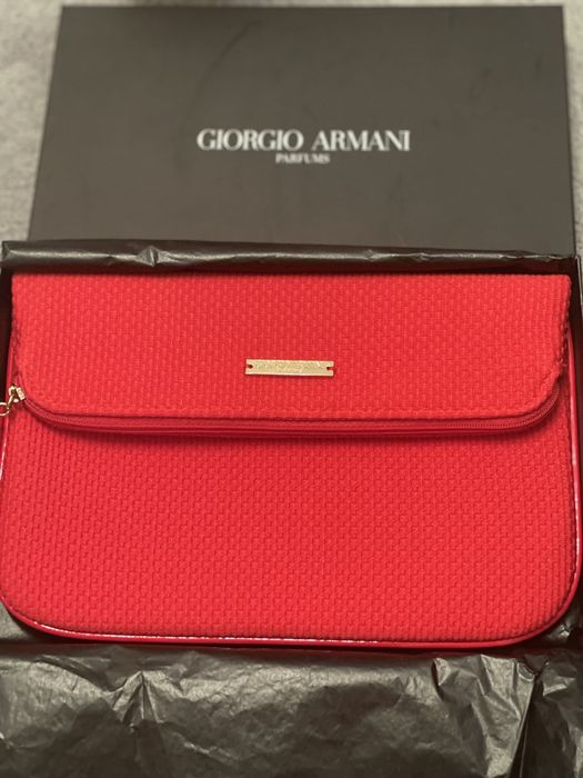 Дамски клъч/ несесер Giorgio Armani