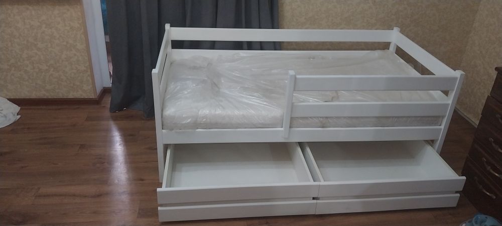 Продам детскую кровать
