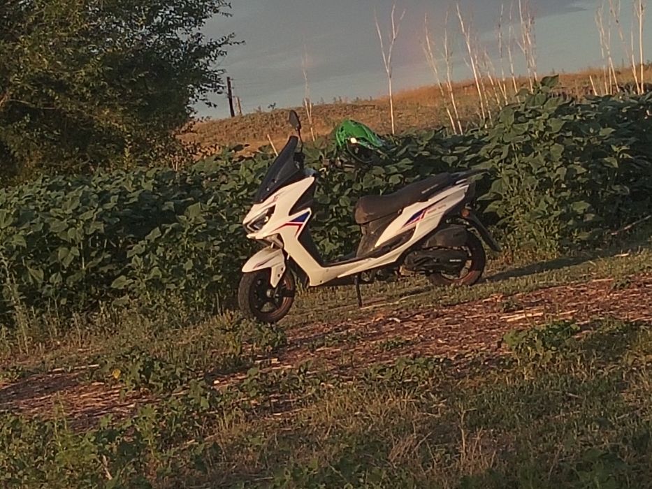 Продам скутер max