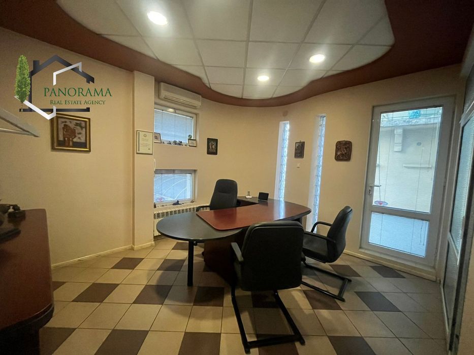 Продава се Офис в Шумен, Военно училище - 150 кв.м за 442 €/кв.м - Снимка #2