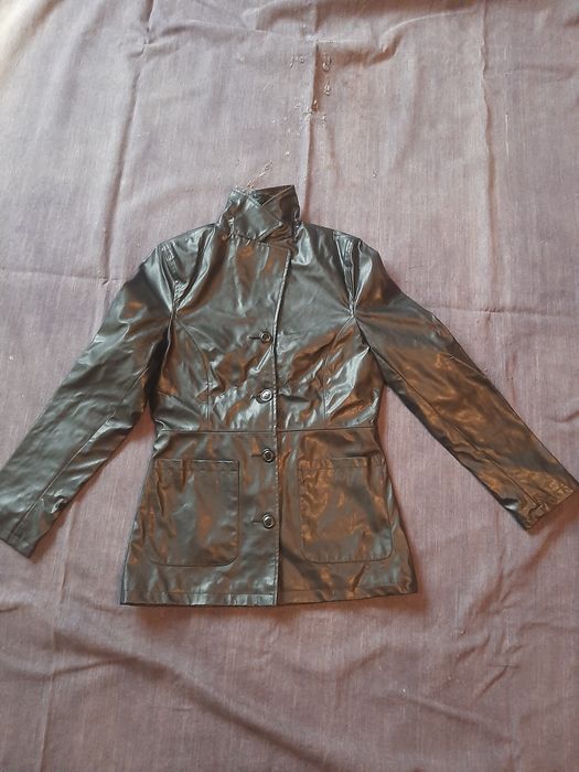 Дамски Спортни сака