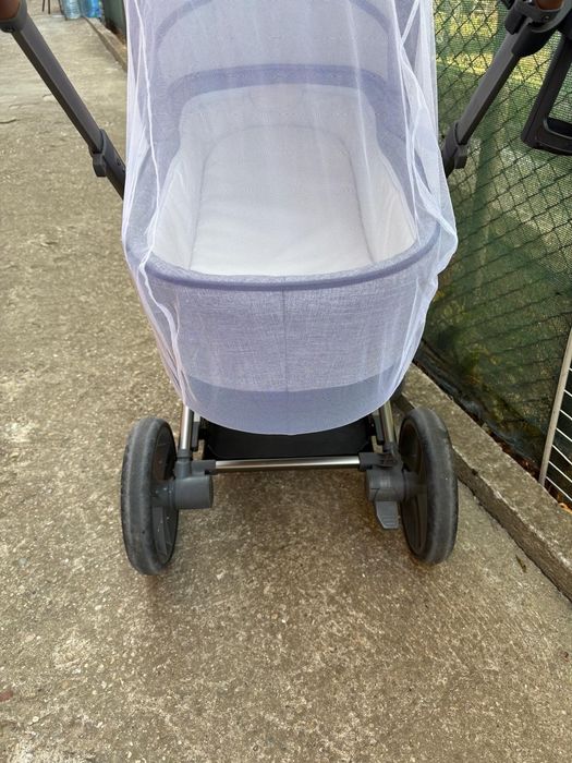 Комбинирана бебешка количка