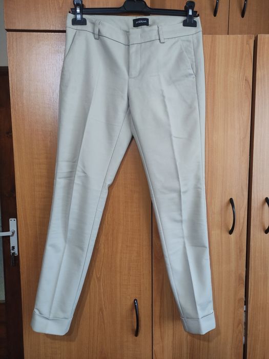 Pantaloni damă bej "MOTIVI"