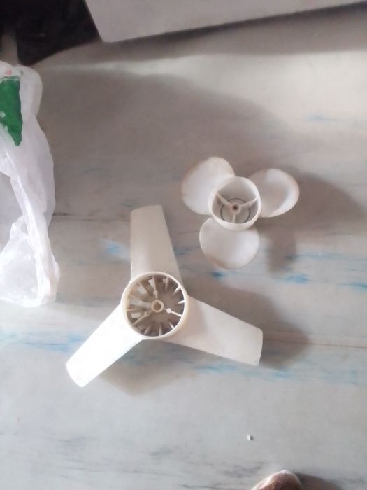 Крыльчатка от вентилятора.