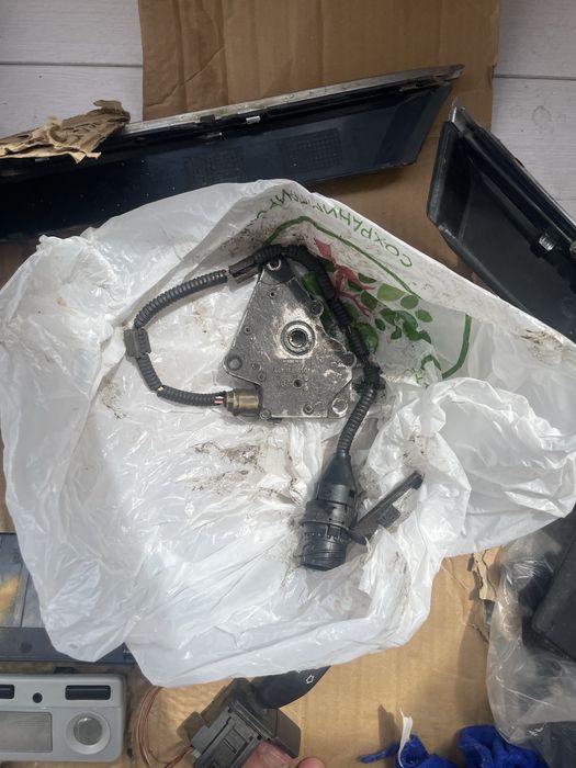 Запчасти бмв е38