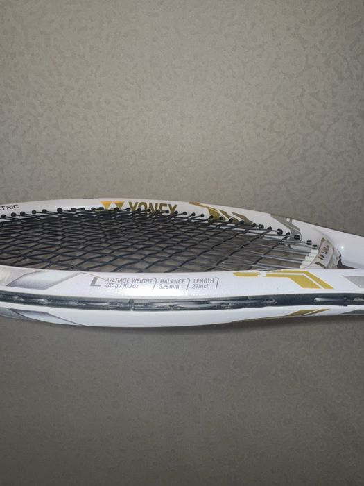 Теннисные ракетки фирмы yonex