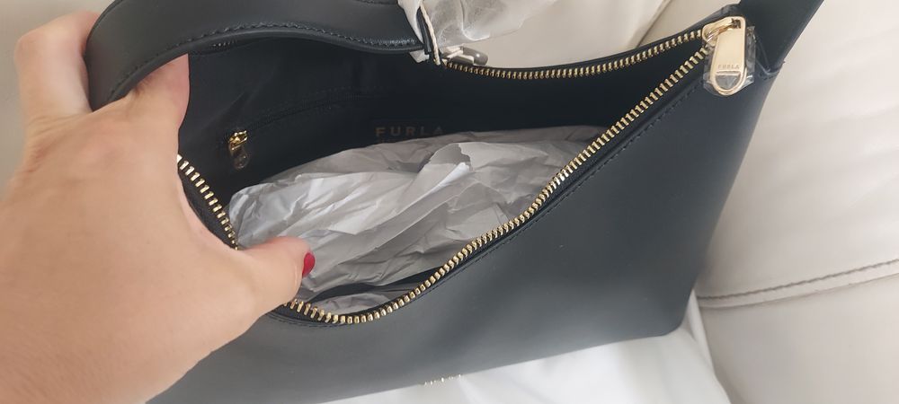 Оригинални чанти Furla и Patrizia pepe