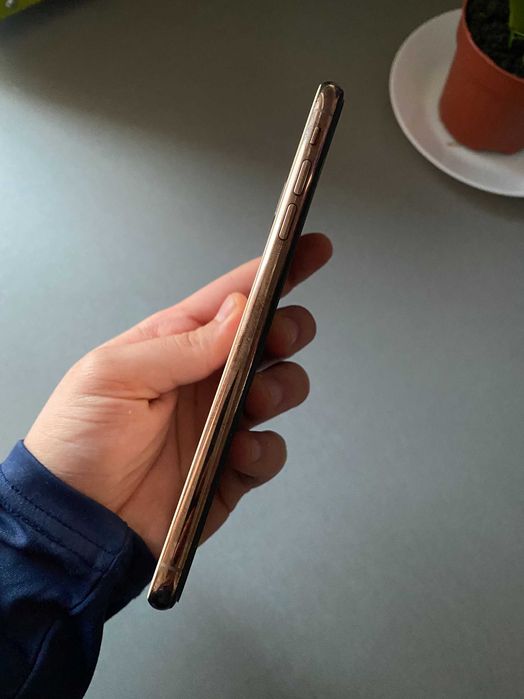 iPhone Xs Max -64 GB/gold -face ID bun /84% bat  fullbox !