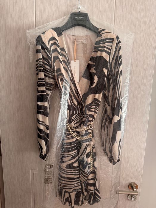 Рокля Rinascimento