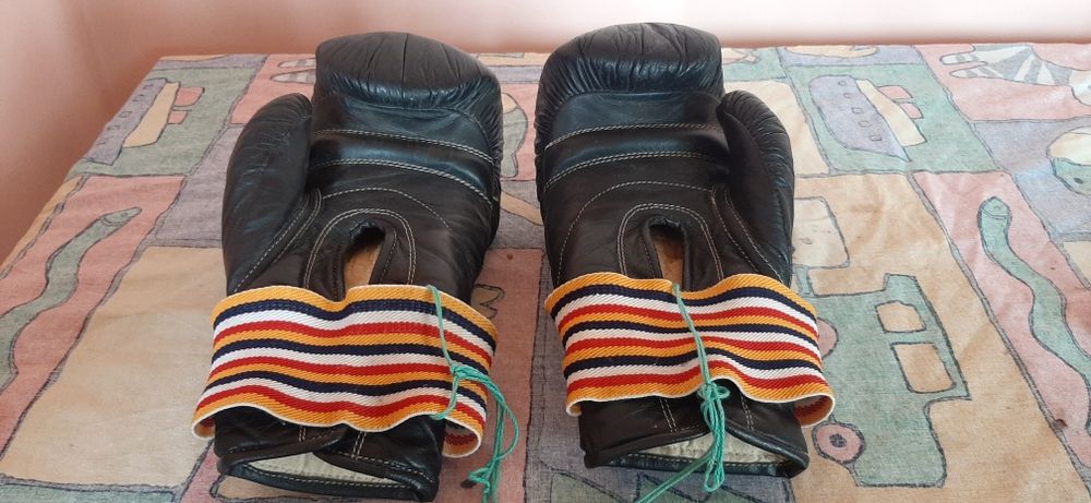 Перфектни , кожени,, ръкавици.