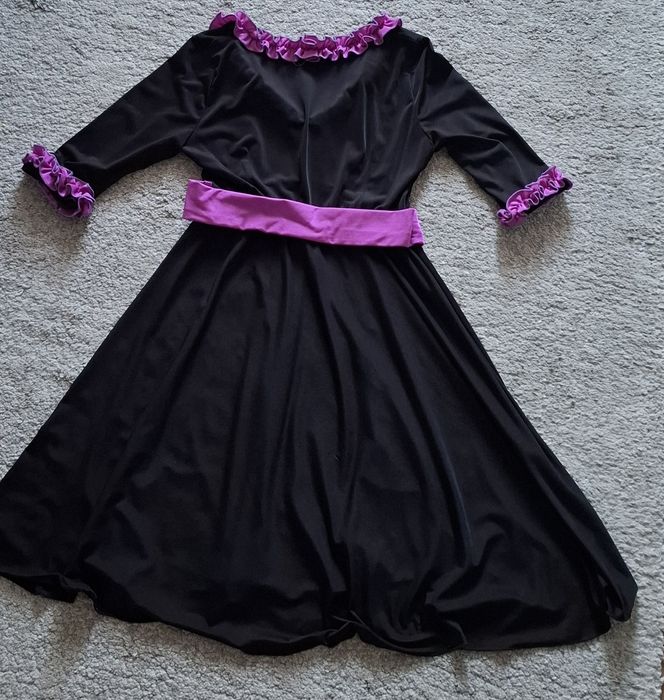 Rochita potrivita mărimea M