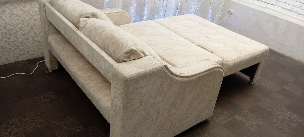 Продам раскладной диванчик, 1.5 м ширина