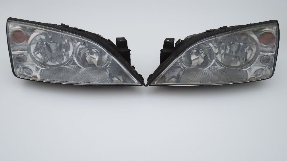 ПРОМОЦИЯ Комплект Фарове и стопове за Ford Mondeo II