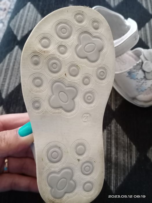 Сандали и сапожки детские на девочку