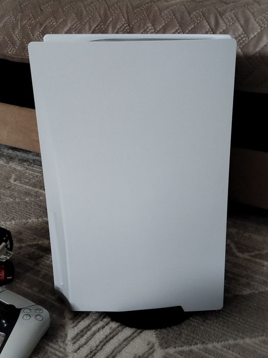 Продам SONY PlayStation 5.