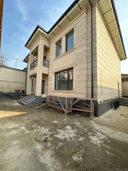 Срочная Продажа Коттедж SAYRAM VILLAGE 3.3 сотки 450м2 Буз базар