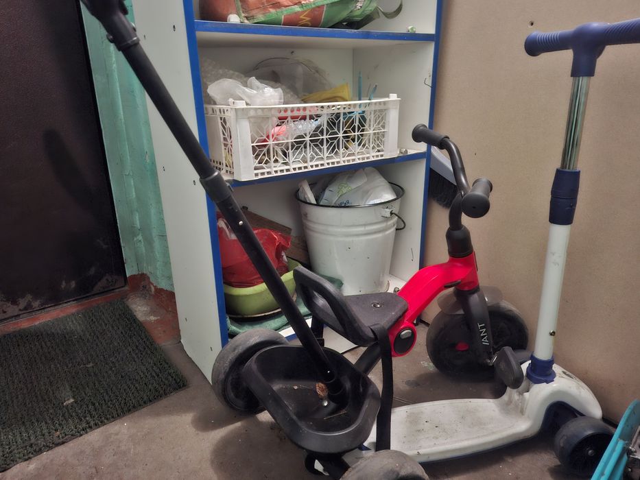 Продам велосипед, беговел и самокат