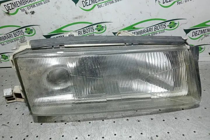 Far dreapta Skoda Octavia 2000 1.6 MT (101 hp)