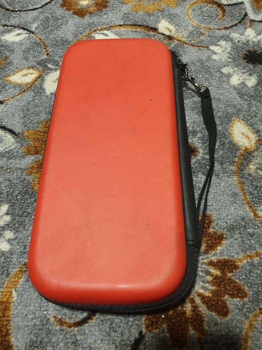 Organizator consola jocuri Switch  + 4 jocuri