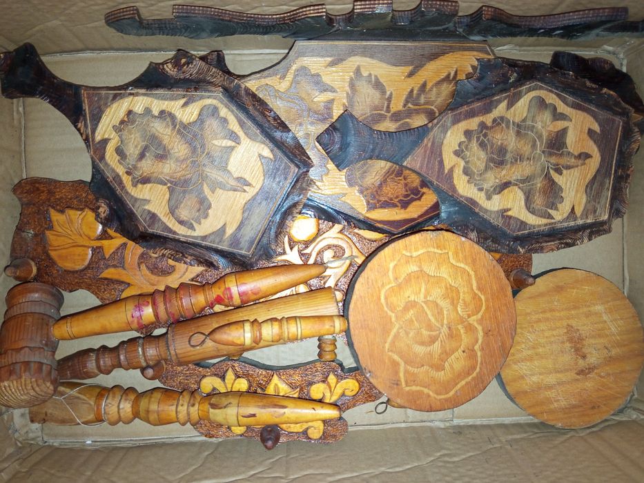 Продам всё что на фото по 200 тенге