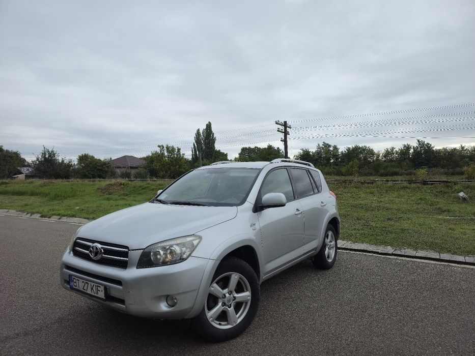 Vând Toyota rav4 2009