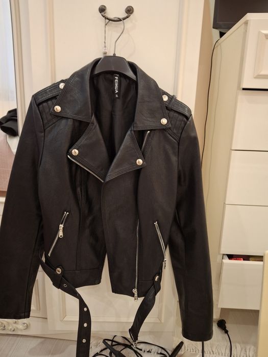 Дамско елегантно сако