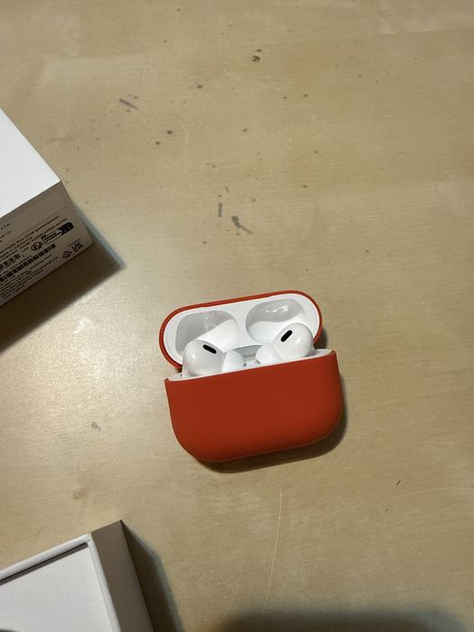 Apple airpods pro (2nd genaration) orginal