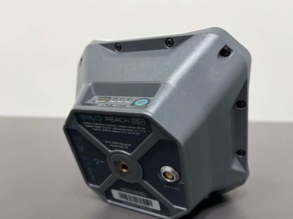 Receptor GNSS RTK Emlid Reach RS+