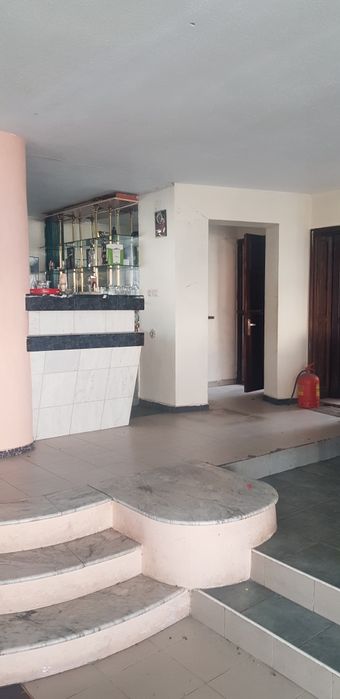 Продава бизнес комплекс  в с.Яхиново общ.Дупница