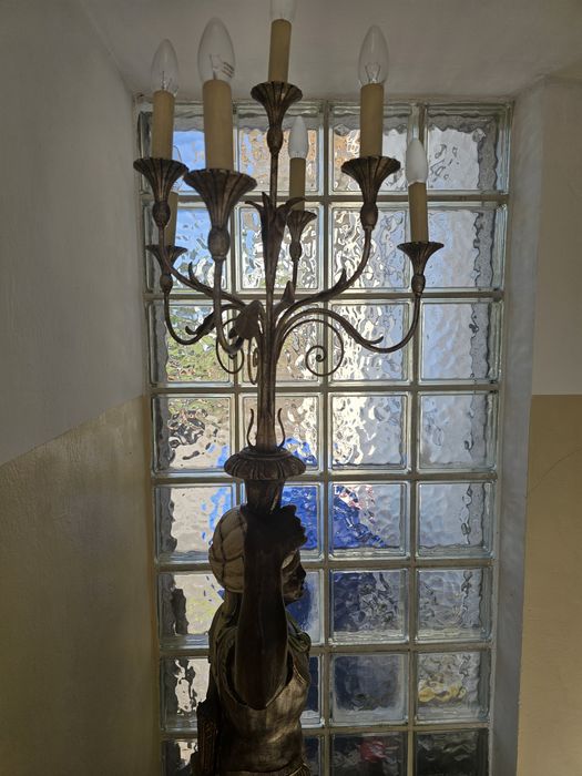 Vând o lampa venetiana cu 7 brate lucrata manual